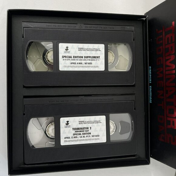 Terminator 2 Judgment Day VHS Special Edition Box Set - Picture 3 of 4